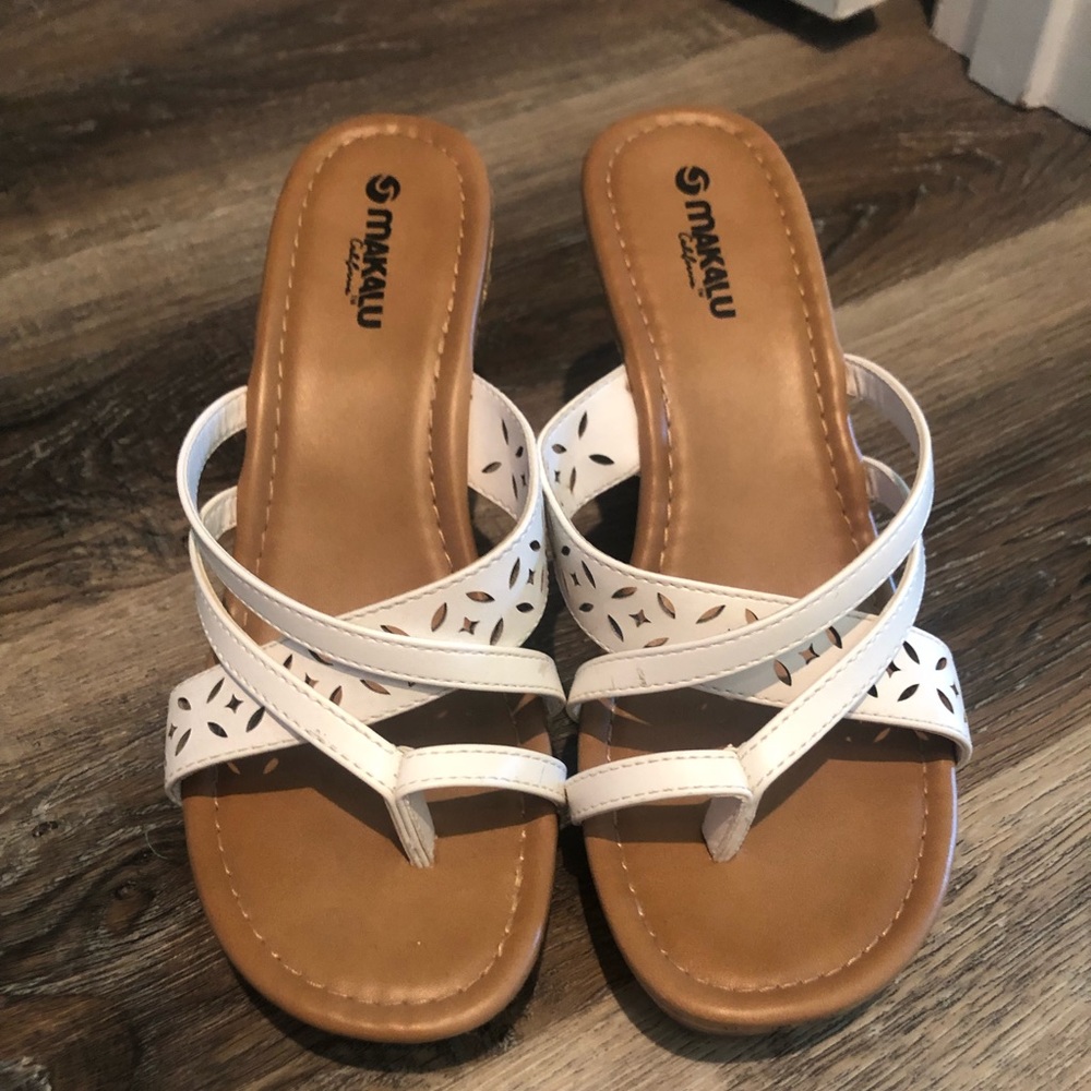 Adorable White Sandals! Like New! Size 8.5